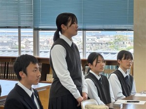 １学年の講演会の様子